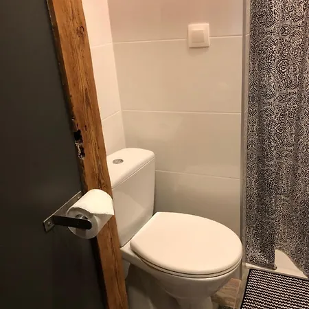 Czeslawa アパート *